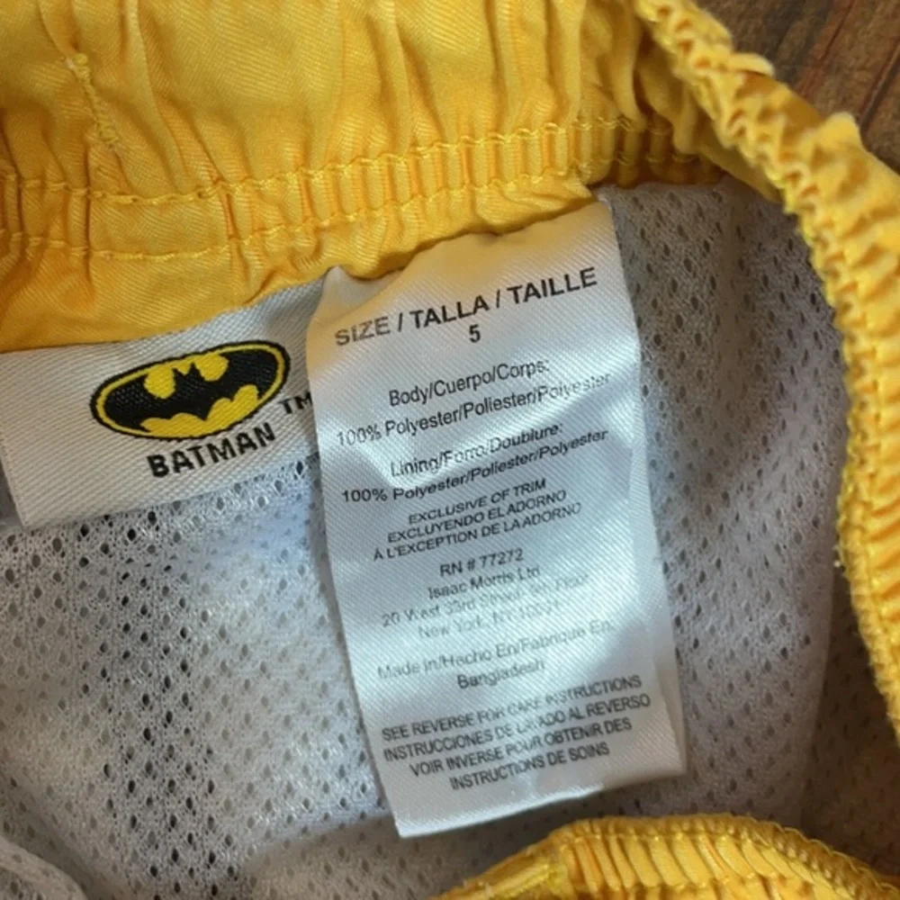 Batman Swim Shorts Size 5‎